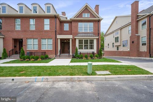 268 W Ashland St, DOYLESTOWN, PA, 18901-4003 | Card Image