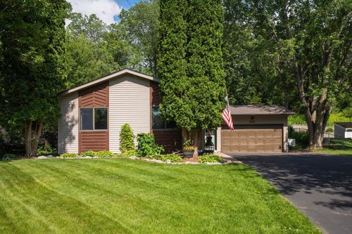 19025 Dodge St Nw, Elk River, MN, 55330-2870 | Card Image