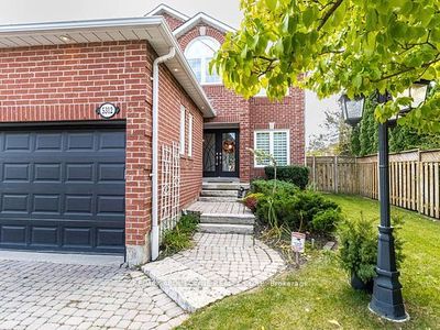 5312 Fallingbrook Dr, House other with 4 bedrooms, 4 bathrooms and 4 parking in Mississauga ON | Image 2