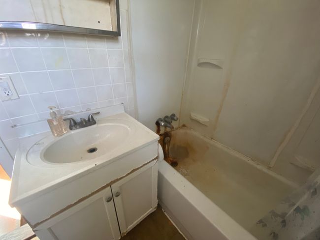 207 E Main St, House other with 4 bedrooms, 2 bathrooms and null parking in Vernon MI | Image 8