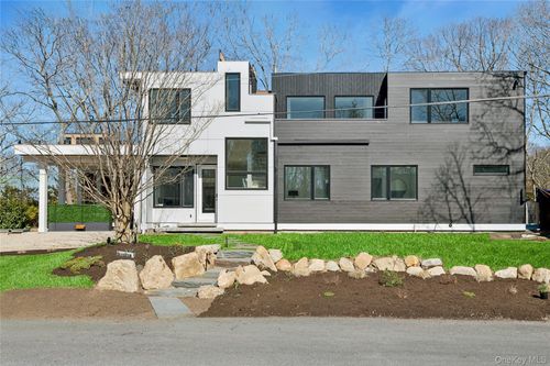 46 Terry Dr, Sag Harbor, NY, 11963-3239 | Card Image