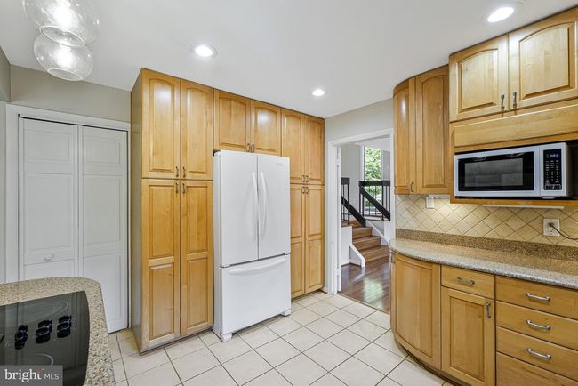 6719 Pine Creek Ct, House other with 4 bedrooms, 4 bathrooms and null parking in MCLEAN VA | Image 11