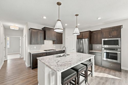 17769 Everest Ave, Lakeville, MN, 55044-5319 | Card Image