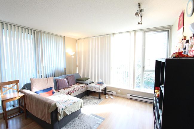 606 - 5028 Kwantlen Street, Condo with 2 bedrooms, 2 bathrooms and 1 parking in Richmond BC | Image 11