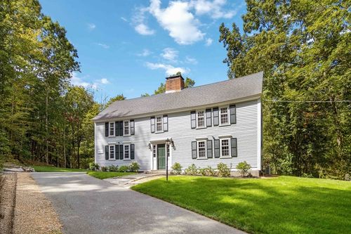 238 Essex St, Middleton, MA, 01949-1638 | Card Image