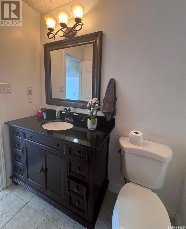 1159 Chaplin St E, House other with 5 bedrooms, 4 bathrooms and null parking in Swift Current SK | Image 16