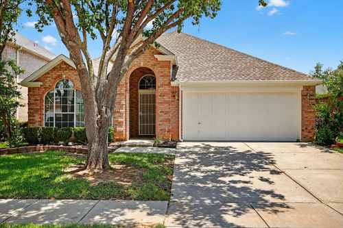 3012 Honey Locust Dr, Euless, TX, 76039-4135 | Card Image