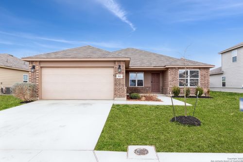 512 Long Leaf Dr, New Braunfels, TX, 78130-5470 | Card Image