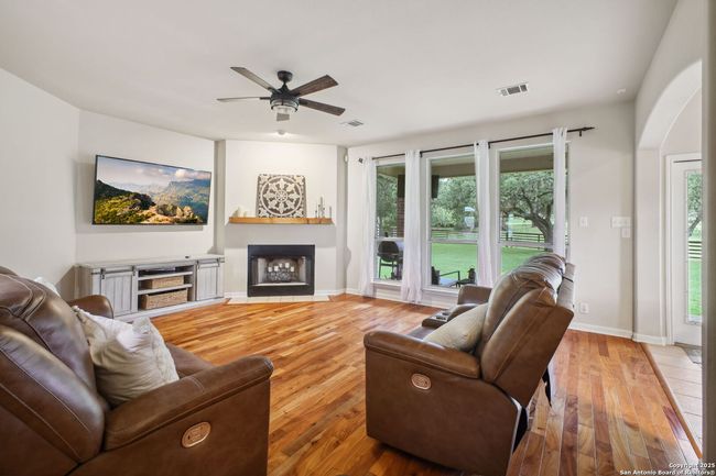 29743 No Le Hace Dr, House other with 4 bedrooms, 4 bathrooms and null parking in Fair Oaks Ranch TX | Image 16
