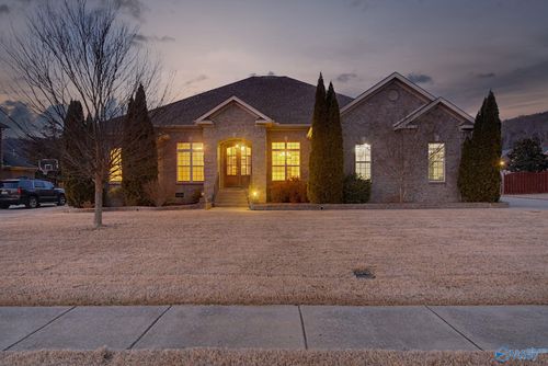 7041 Pale Dawn Pl Se, Owens Cross Roads, AL, 35763-9091 | Card Image