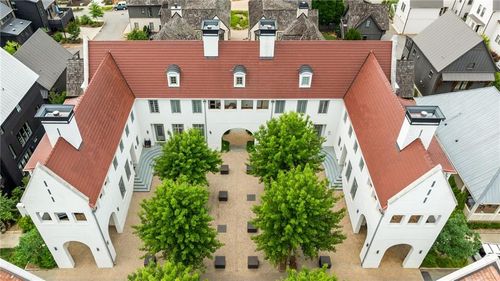 11277 Serenbe Ln, Chattahoochee Hills, GA, 30268-2389 | Card Image