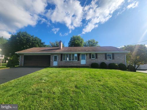 2241 Seitz Dr, LANCASTER, PA, 17601-1952 | Card Image
