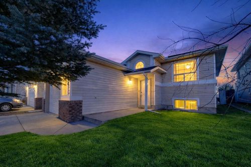 120 Creek Gardens Pl Nw, Airdrie, AB, T4B2P7 | Card Image