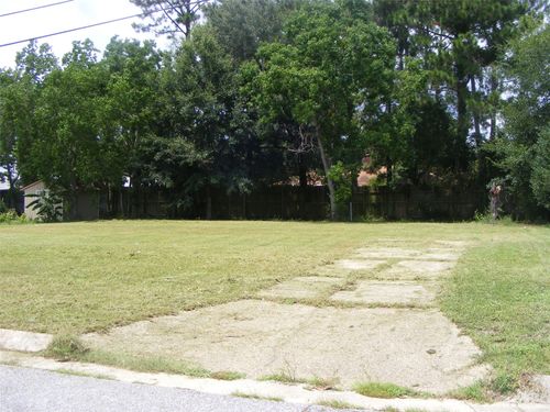 4160 Avenue G, Fort Worth, TX, 76105-2549 | Card Image