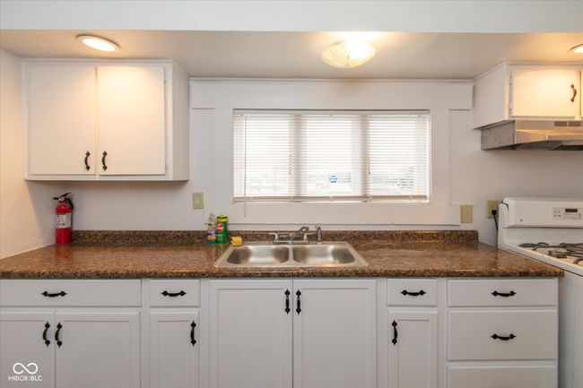 6440 W Washington St, House other with 3 bedrooms, 1 bathrooms and null parking in Indianapolis IN | Image 10