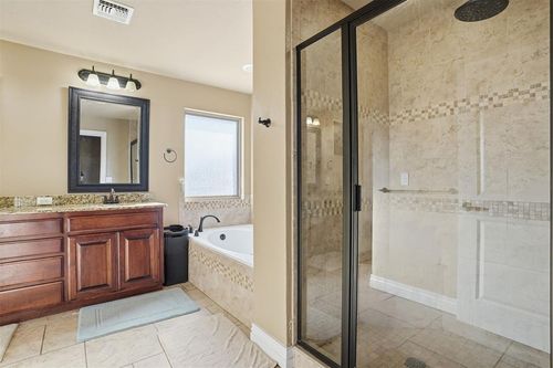 912 Stephanie Ln, Altus, OK, 73521-1332 | Card Image