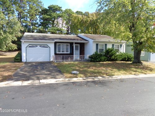 18 Caribou Dr, Whiting, NJ, 08759-2305 | Card Image