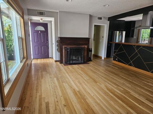 0-950 Delmar Way, Reno, NV, 89509-1844 | Card Image