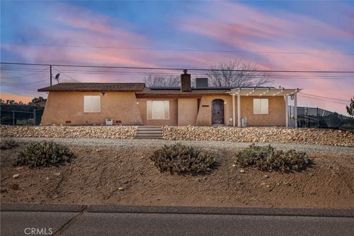 7929 Mono, Hesperia, CA, 92345 | Card Image