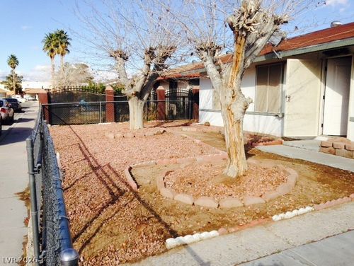 3020 Arrowhead St, North Las Vegas, NV, 89030-5029 | Card Image