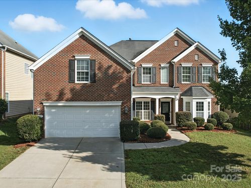 10205 Falling Leaf Dr Nw, Concord, NC, 28027-8139 | Card Image