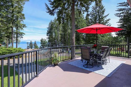 8045 Harmony Cres, Merville, BC, V0R2M0 | Card Image