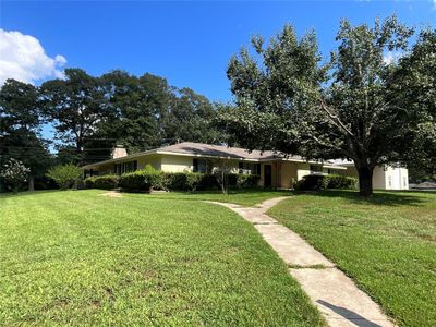 Single story home featuring a front yard | Image 3