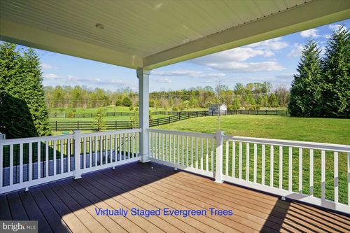 8016 International Dr, WARRENTON, VA, 20187-4750 | Card Image