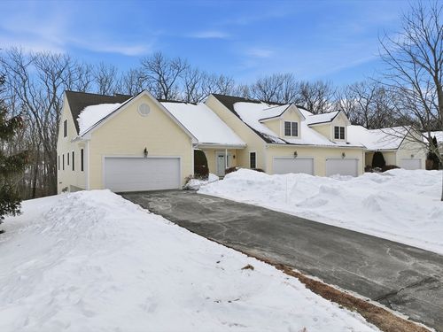 100-100 Horne Way, Millbury, MA, 01527-1961 | Card Image