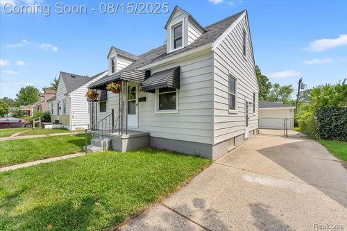 4679 S Hubbard St, Wayne, MI, 48184-2515 | Card Image