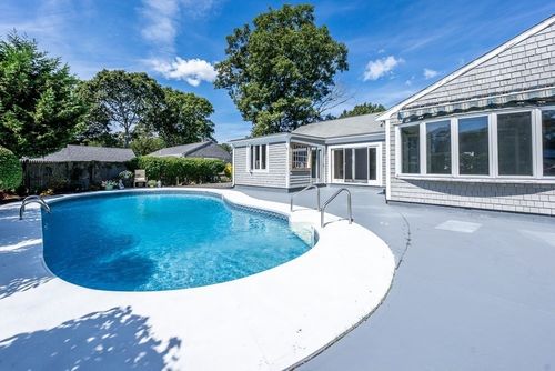 17 Merganser Ln, West Yarmouth, MA, 02673-3812 | Card Image