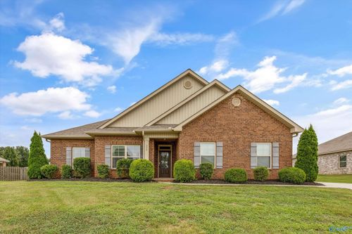 222 Dinner Tree Sq, Huntsville, AL, 35811-7505 | Card Image