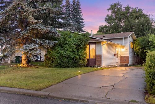 620 Aboyne Cres Ne, Calgary, AB, T2A5Y8 | Card Image