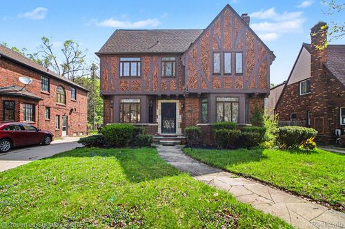 18944 Warrington Dr, Detroit, MI, 48221-2274 | Card Image