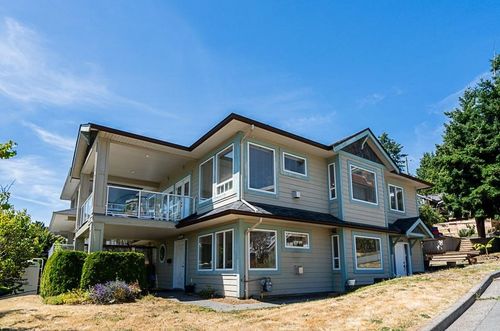15645 Pacific Ave, White Rock, BC, V4B1S1 | Card Image