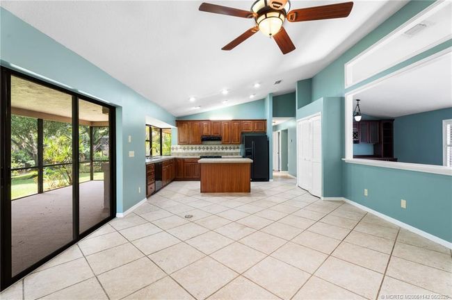 1339 Se Coral Reef St, House other with 3 bedrooms, 2 bathrooms and 2 parking in Port Saint Lucie FL | Image 24