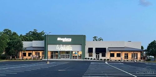 877 Nw Washington Blvd, Hamilton, OH, 45013-1301 | Card Image