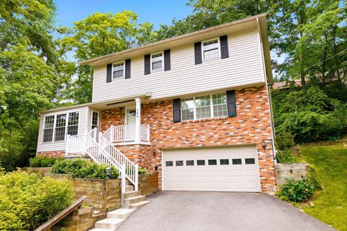 106 Forest Dr, Morgantown, WV, 26505-2324 | Card Image