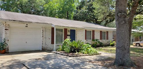 304 23rd St, Niceville, FL, 32578-3203 | Card Image