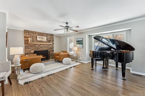 30 Grey Fox Ln, Dillon, CO, 80435-8803 | Card Image
