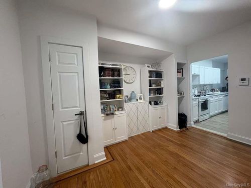 apt-515-623 Central Ave, Cedarhurst, NY, 11516-2206 | Card Image