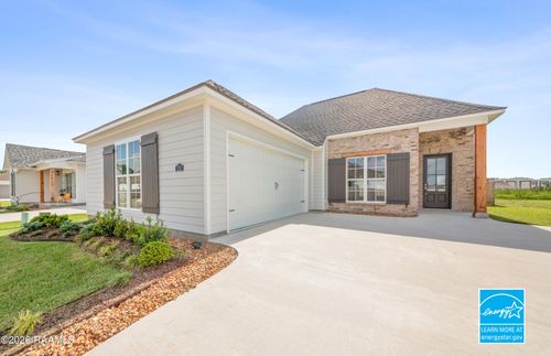 111 Gosling Way, Lafayette, LA, 70507-5353 | Card Image