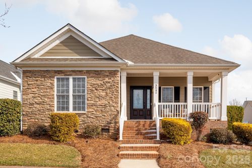 3542 Coleraine Ave, Kannapolis, NC, 28081-9702 | Card Image