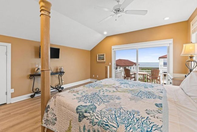 1880 Sunset Dr, House other with 6 bedrooms, 8 bathrooms and 6 parking in St. George Island FL | Image 15