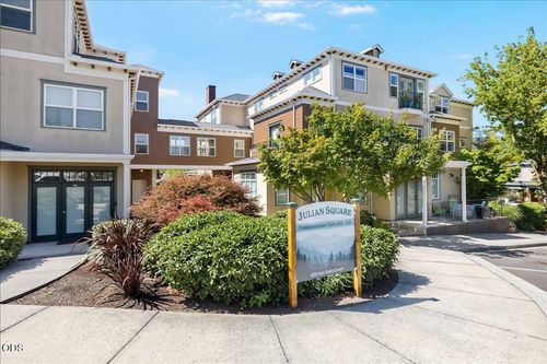 624 Fair Oaks Ct, Ashland, OR, 97520-9475 | Card Image