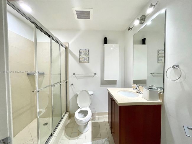1006-S - 79 Sw 12 Th St, Condo with 2 bedrooms, 2 bathrooms and null parking in Miami FL | Image 19