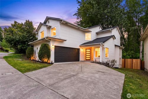 6118 Cushman Avenue, Tacoma, WA, 98408 | Card Image
