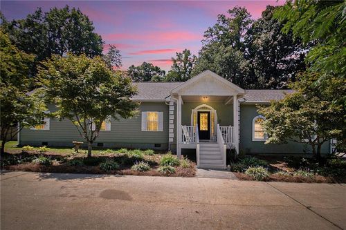 225 Meadowcliff Trl, Carrollton, GA, 30116-7947 | Card Image