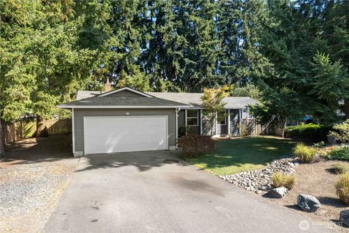 15813 93rd Avenue E, Puyallup, WA, 98375 | Card Image