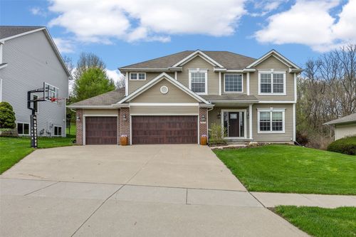 2812 Broken Woods Dr, Coralville, IA, 52241-3450 | Card Image